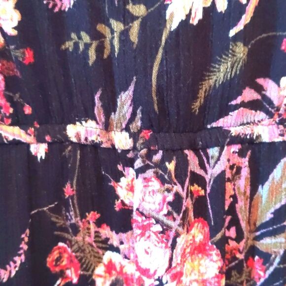 Sundress Floral Knee-length Lined Size Medium - Picture 3 of 11